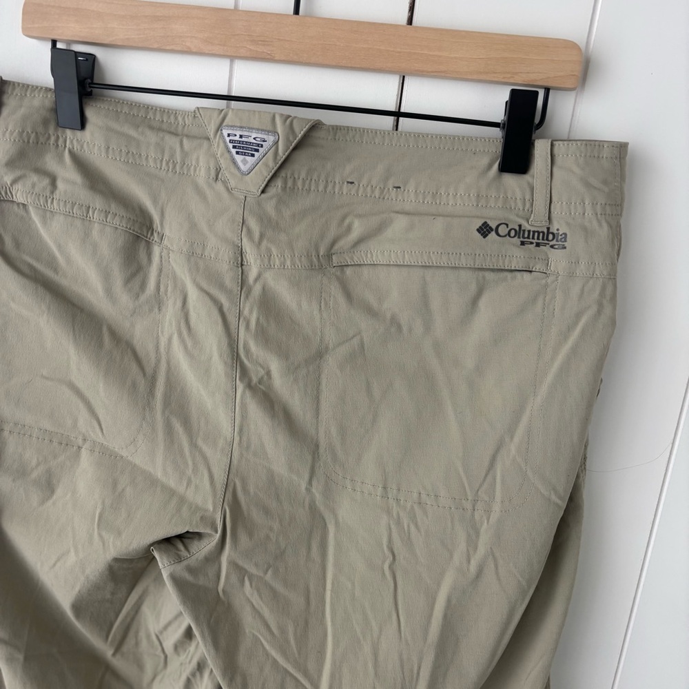 Womens Columbia Beige Pants Sz 12 PFG Omni-Shield - Picture 4 of 5